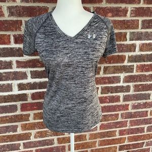 Ladies Under Armour Semi-Fitted Short Sleeve Heat Gear Top Size Small